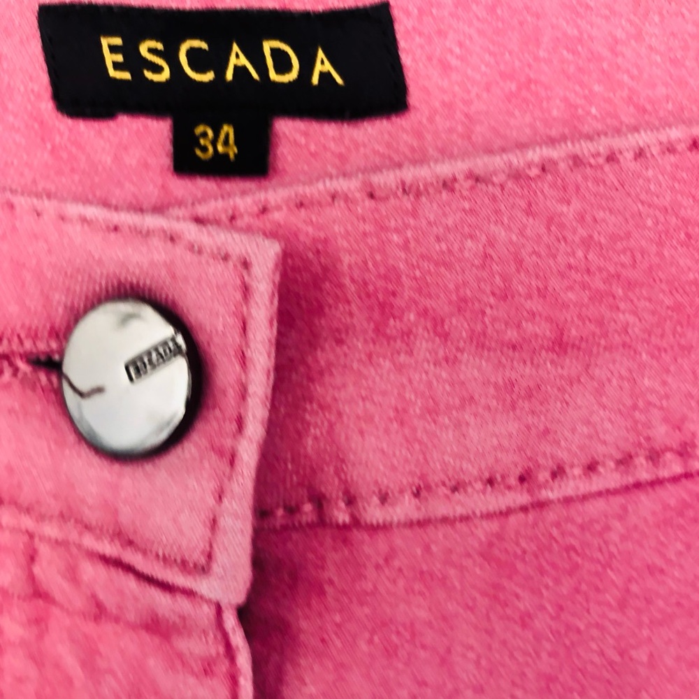 Escada Dark Rose high Rise Jeans. Size 34 ( S) - Picture 4 of 7